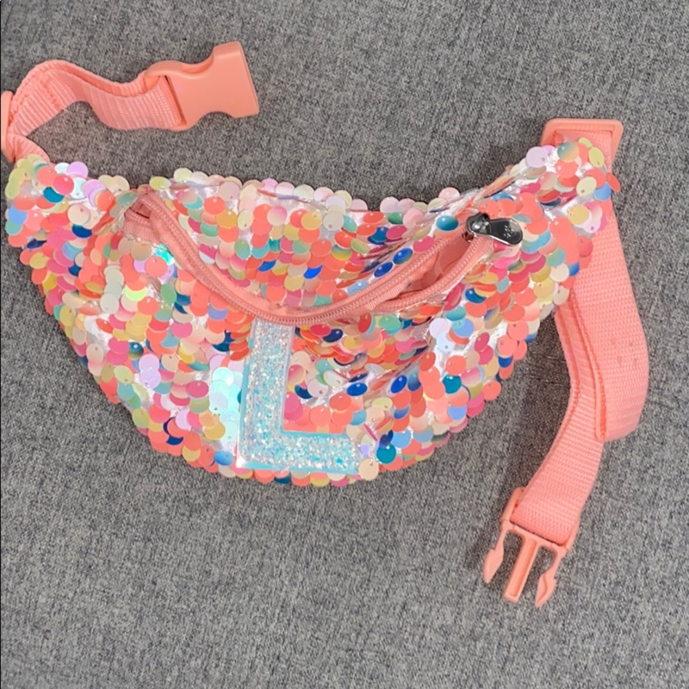 Girls' Flip Sequin Belt Bag - Picture 5 of 5